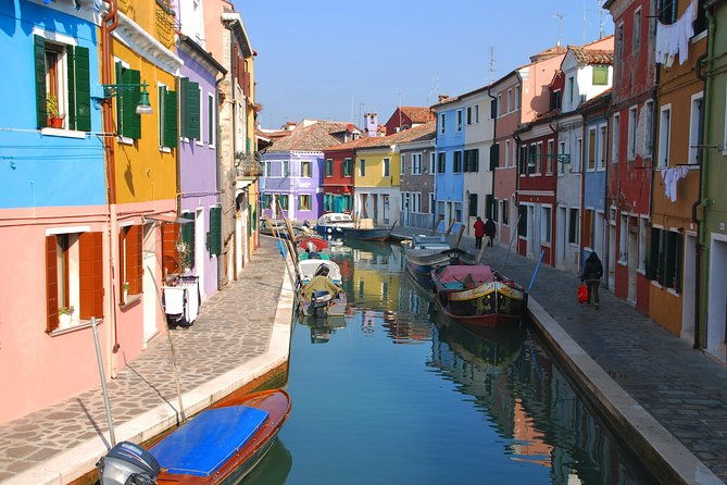 venices-colorful-islands-private-murano-burano-torcello-tour