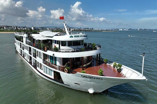 Verdure Lotus Grandeur Cruise Luxury 2days/1 night in Halong Bay - Key Points