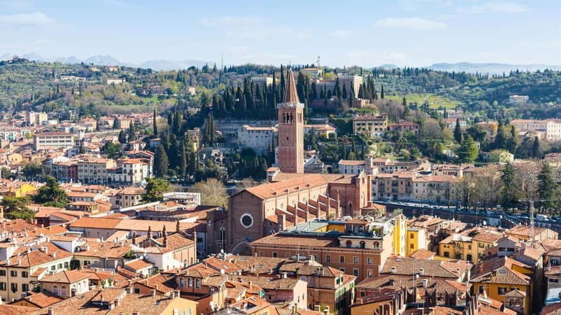Verona: Best Intro Walking Tour with a Local - Key Points