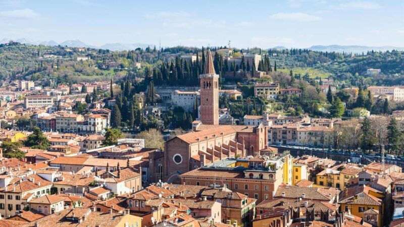 verona-express-walk-with-a-local-in-60-minutes
