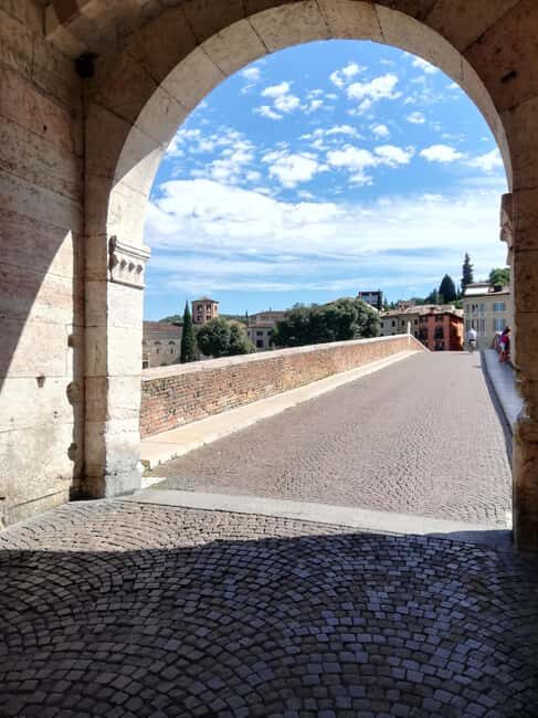 Verona Highlights Small Group Tour With an Expert Guide - Real Insights from Previous Participants