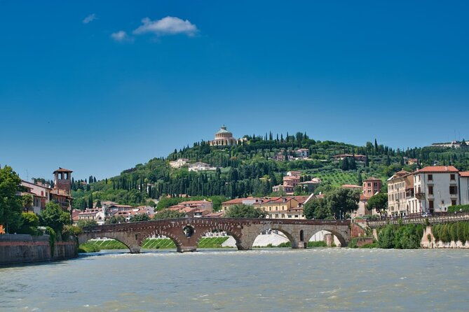 verona-highlights-with-local-walking-tour-juliets-house-tickets