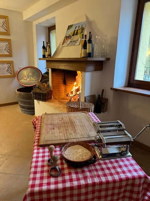 Verona: Pasta Cooking Class with Wine Tasting - The Experience: A Detailed Look
