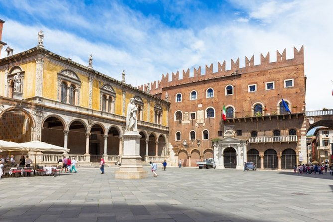 verona-private-guided-walking-tour-romeo-juliet-and-more