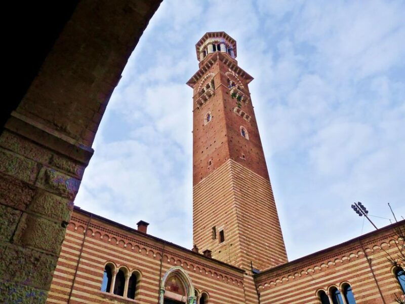verona-walking-tour-access-to-the-arena