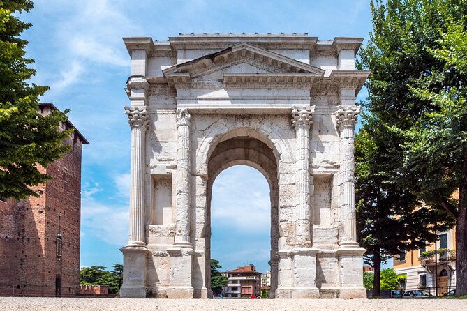 verona-walking-tour-with-an-app
