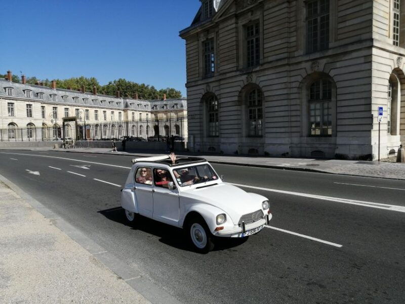 versailles-1-hour-private-city-tour-in-a-vintage-car