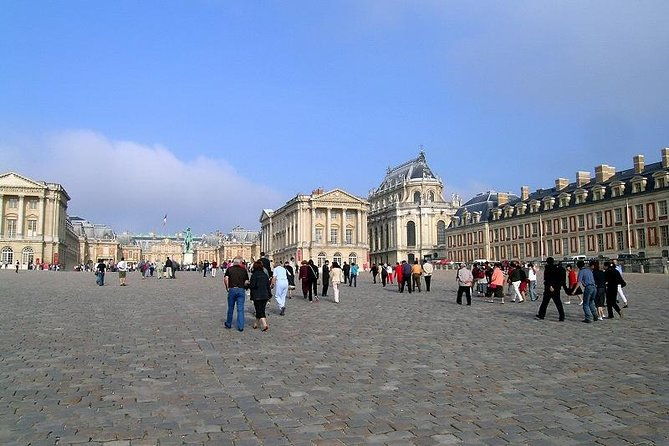 versailles-and-giverny-tour-hotel-pickup