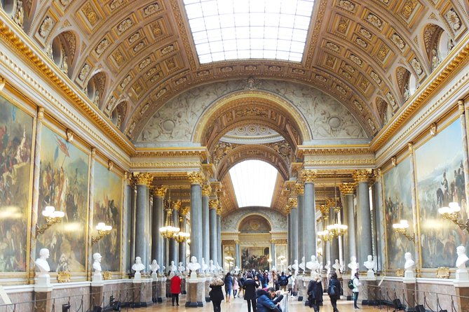 versailles-and-the-louvre-tour-with-skip-the-line-access