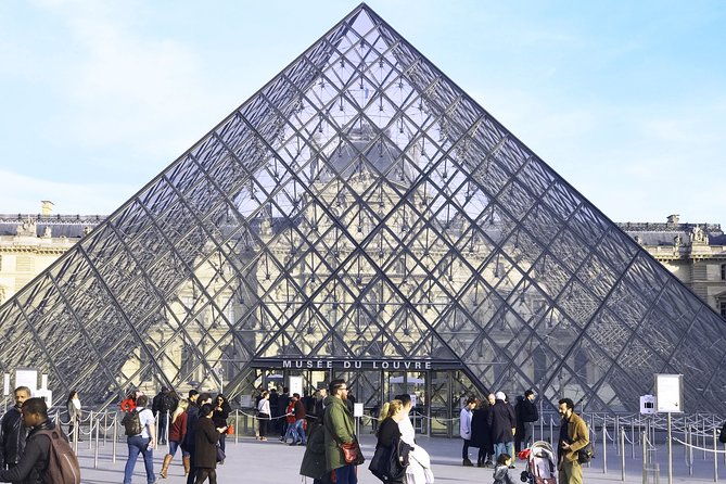 versailles-and-the-louvre-tour-with-skip-the-line-access