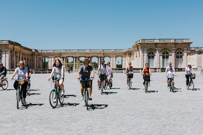 versailles-domain-bike-tour-with-palace-entry-by-train-from-paris
