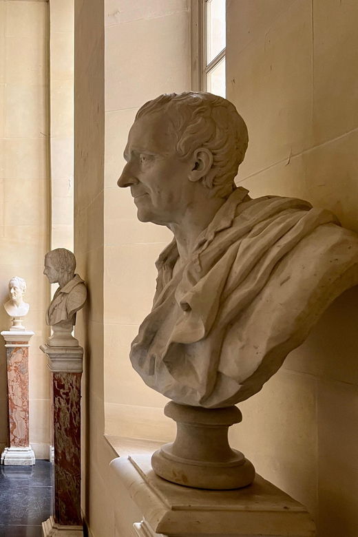 versailles-gardens-and-exclusive-kings-apartments-tour