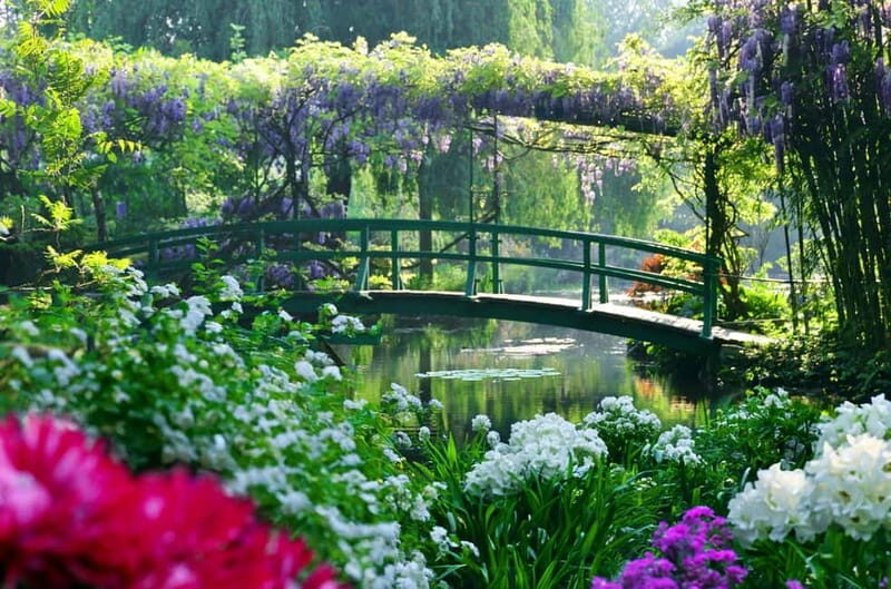 Versailles & Giverny from Paris PRIVATE TOUR with PHOTOSHOOT - Frequently Asked Questions (FAQs)  