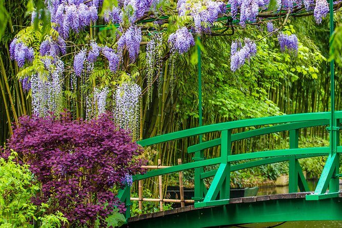 Versailles Palace and Giverny Monet House Guided Visit with Lunch - FAQ