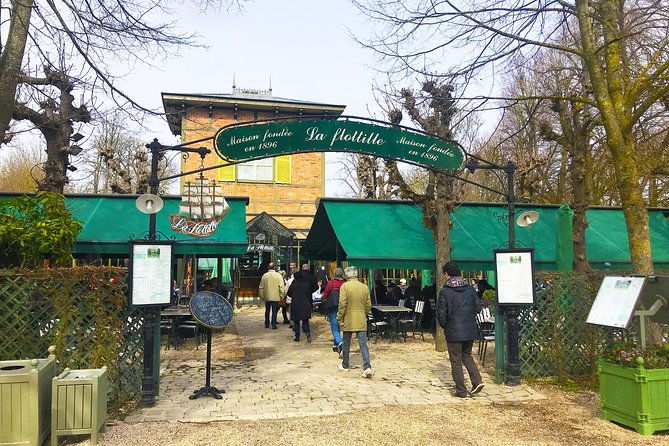 versailles-palace-best-of-estate-private-day-tour-with-lunch-queens-hamlet-2