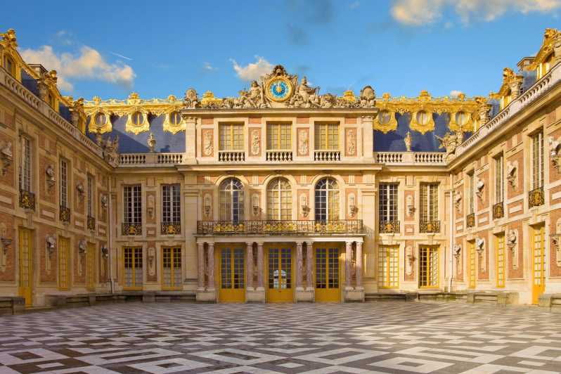 versailles-palace-gardens-trianon-estate-fast-track-tour