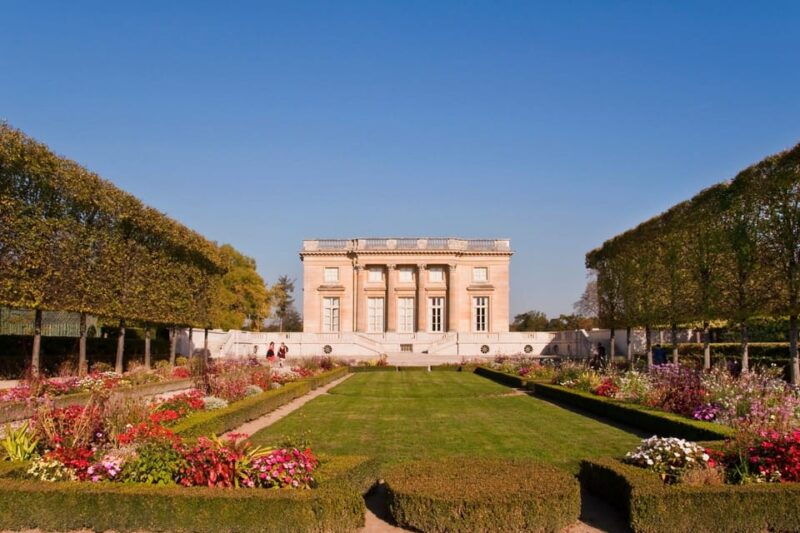 versailles-palace-gardens-trianon-estate-fast-track-tour