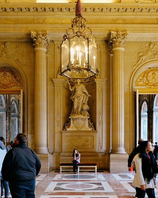 versailles-palace-guided-experience-and-gardens-entry-12-ppl