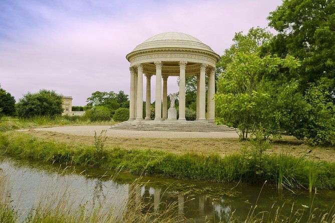 versailles-palace-guided-tour-with-gardens-trianons-the-hamlet