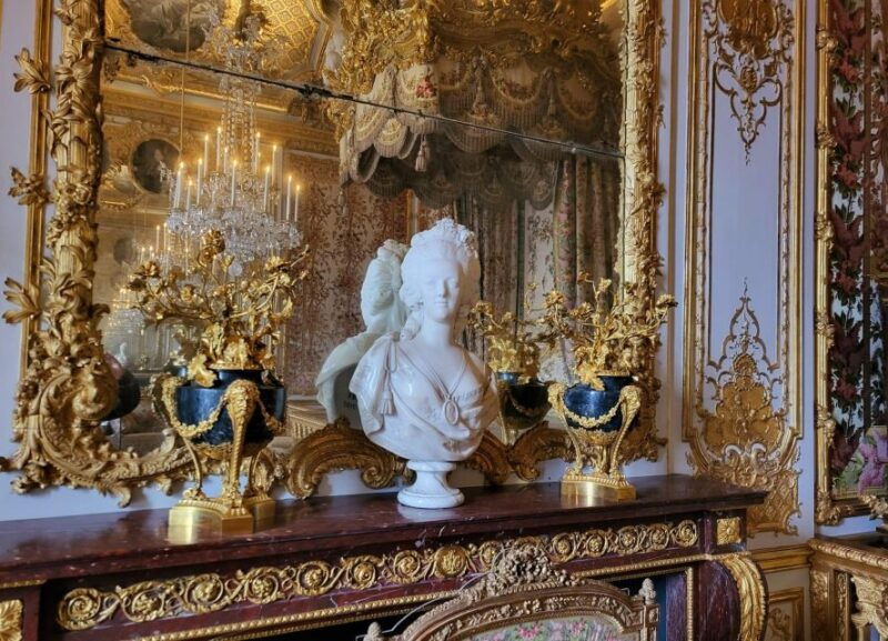 versailles-palace-marie-antoinettes-estate-private-tour