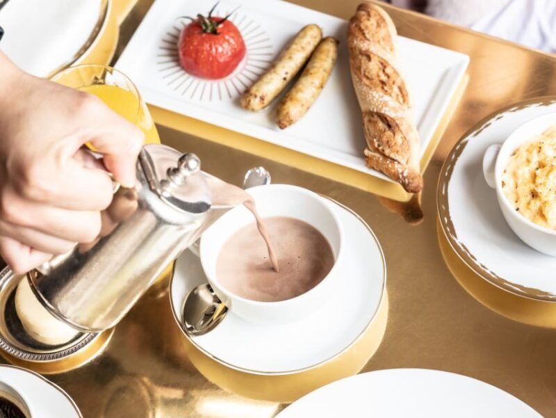 versailles-palace-skip-the-line-entrance-and-breakfast