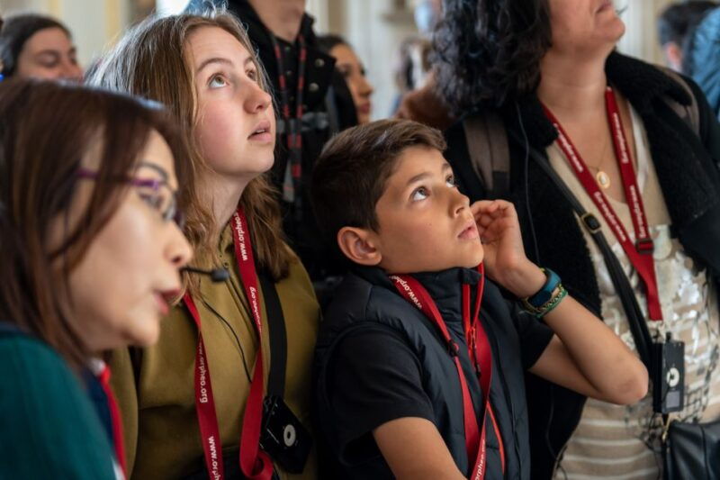 versailles-private-family-tour-of-palace-reserved-entry