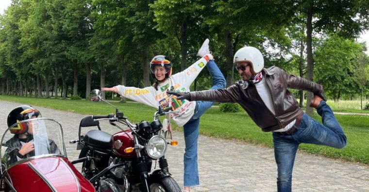 versailles-skip-the-line-chateau-and-estate-sidecar-tour