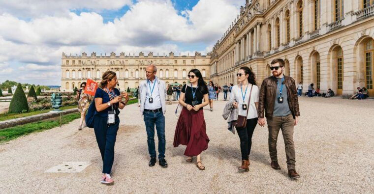versailles-skip-the-line-tour-of-palace-with-gardens-access