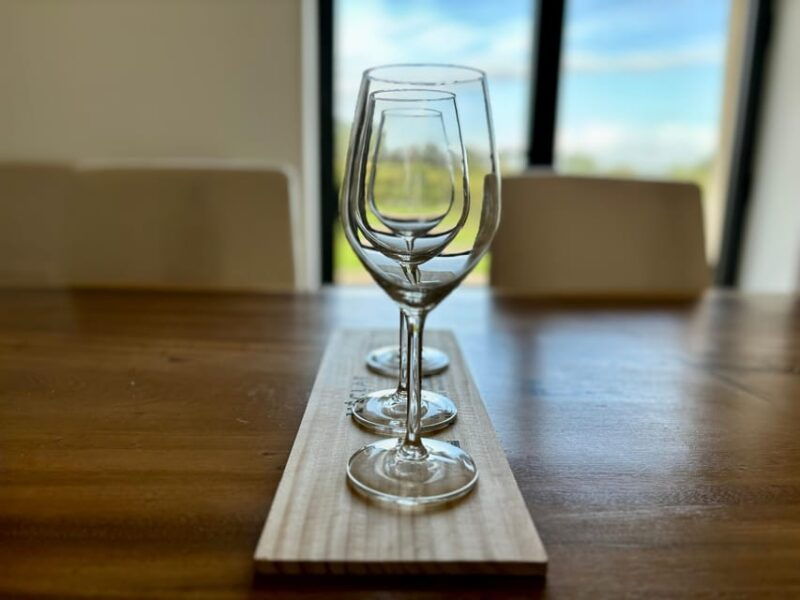 vertical-degustation-of-a-special-cuvee-with-cheese-plate