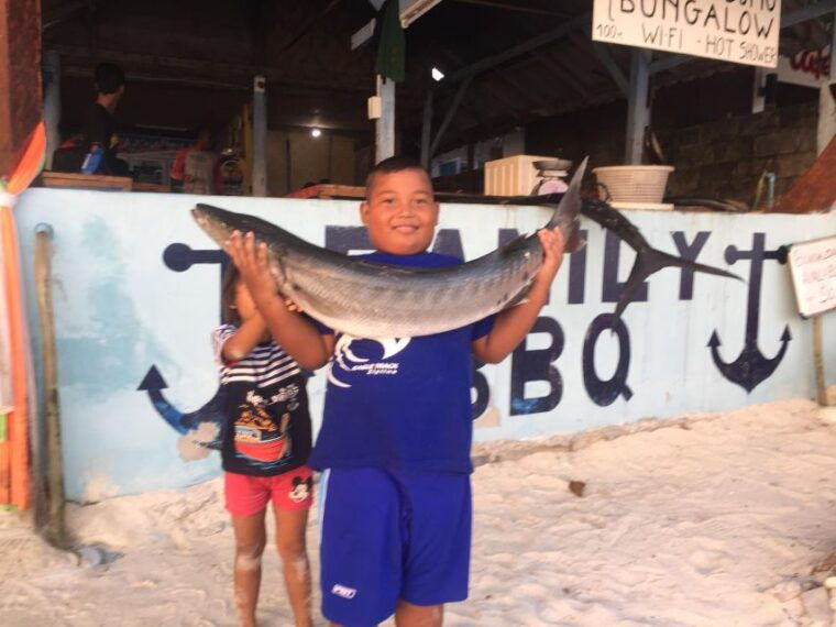 vertical-jigging-popping-giant-trevally