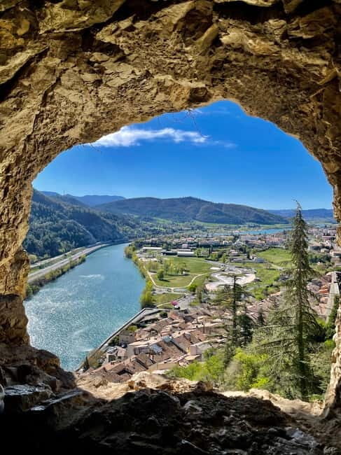 Vertigo hike: the Trou de l'Argent cave from Sisteron - Who Will Love This Experience?