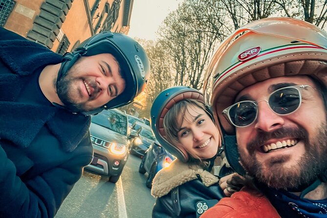 vespa-city-tour-professional-photoshoot-local-tiramisu