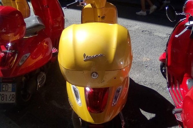 vespa-motorcycle-rental-in-florence