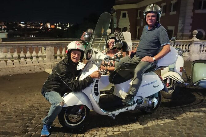 vespa-sidecar-tour-by-night-with-pickup