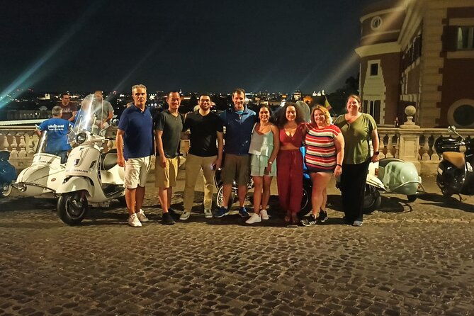 vespa-sidecar-tour-by-night-with-pickup