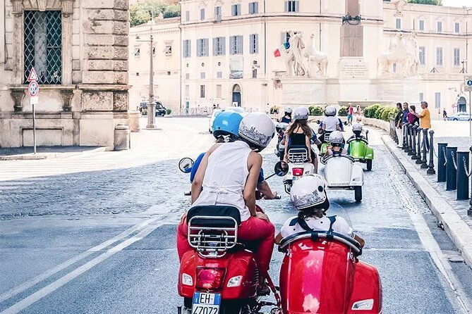 vespa-sidecar-tour-in-rome-with-cappuccino