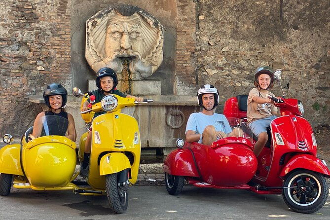 vespa-sidecar-tour-in-rome-with-professional-photoshoot
