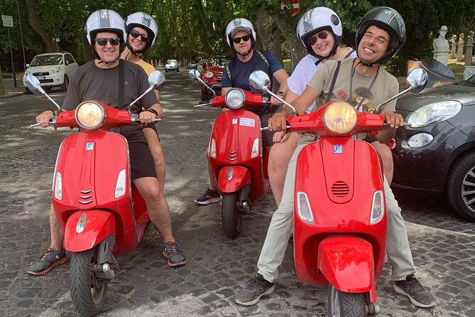 vespa-tour-rome-3-hours-with-francesco-official-licensed-guide