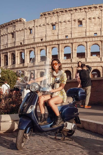 vespa-tour-with-tiramisu-and-photoshoot-in-rome