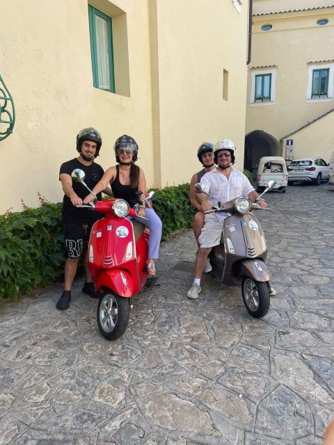 vespa-tourstwo-romantic-and-enchanting-routes-in-the-saddle