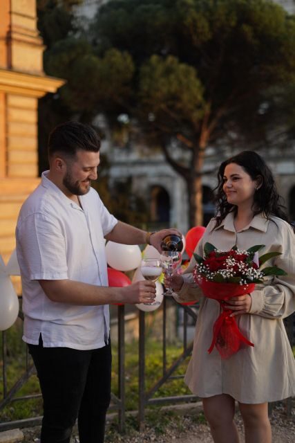 Vespa - Wine and Photography service in Rome - Group Size and Transportation