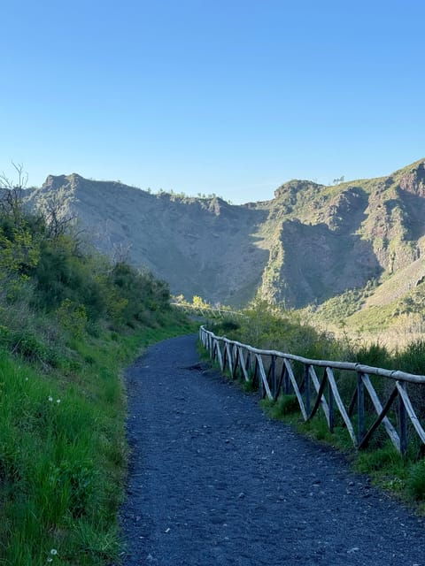 vesuvio-national-park-discover-the-volcano-on-an-e-bike