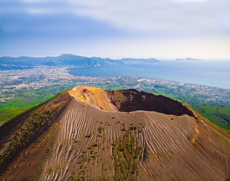 Vesuvio Tour with entrance ticket included - Authenticity and Guide Experience  