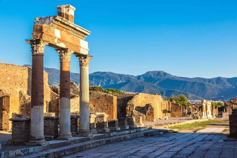 Vesuvius and Pompeii Day Trip with Lunch - Exploring Pompeii’s Ruins
