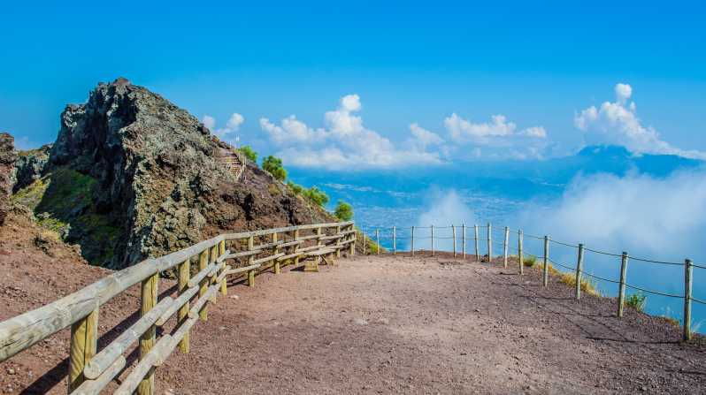 vesuvius-national-park-skip-the-line-ticket-and-audio-guide