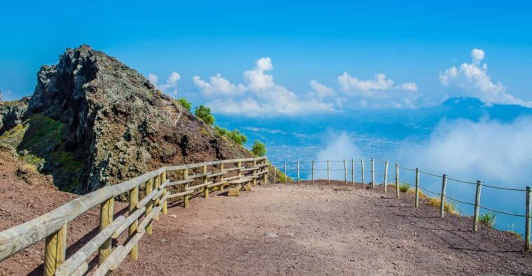 vesuvius-national-park-skip-the-line-ticket-and-audio-guide