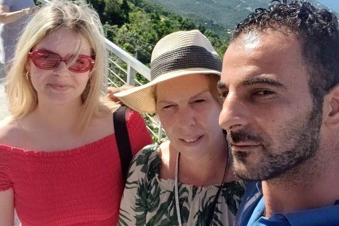 vi-top-taxi-tours-airport-transfer-to-bolongo-bay-limetree