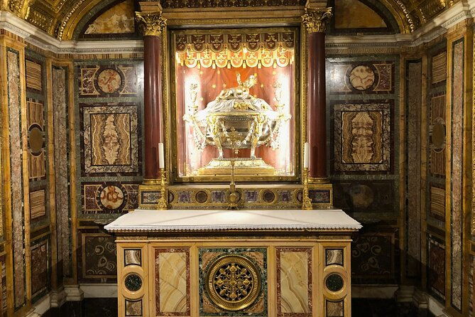 via-crucis-catholic-pilgrim-walking-tour-in-rome-3