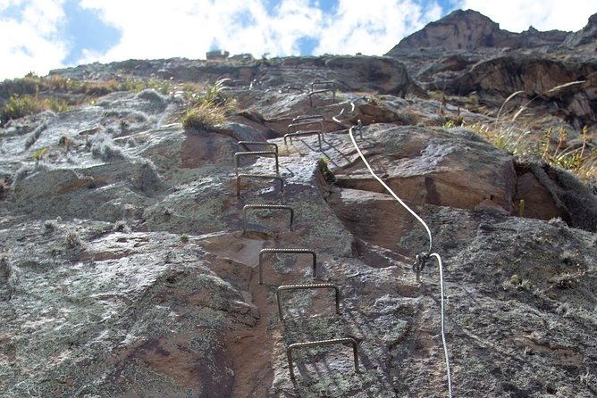 via-ferrata-zip-line-at-the-sacred-valley-with-lunch