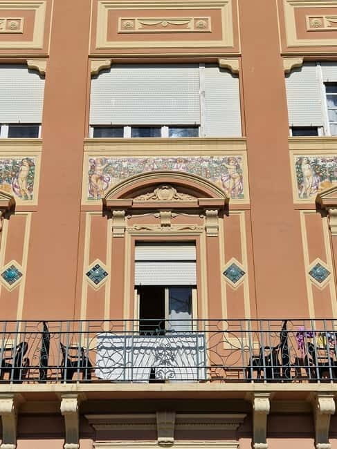 Viareggio: the Passeggiata tour, a Liberty dream - Villas and Hidden Gems